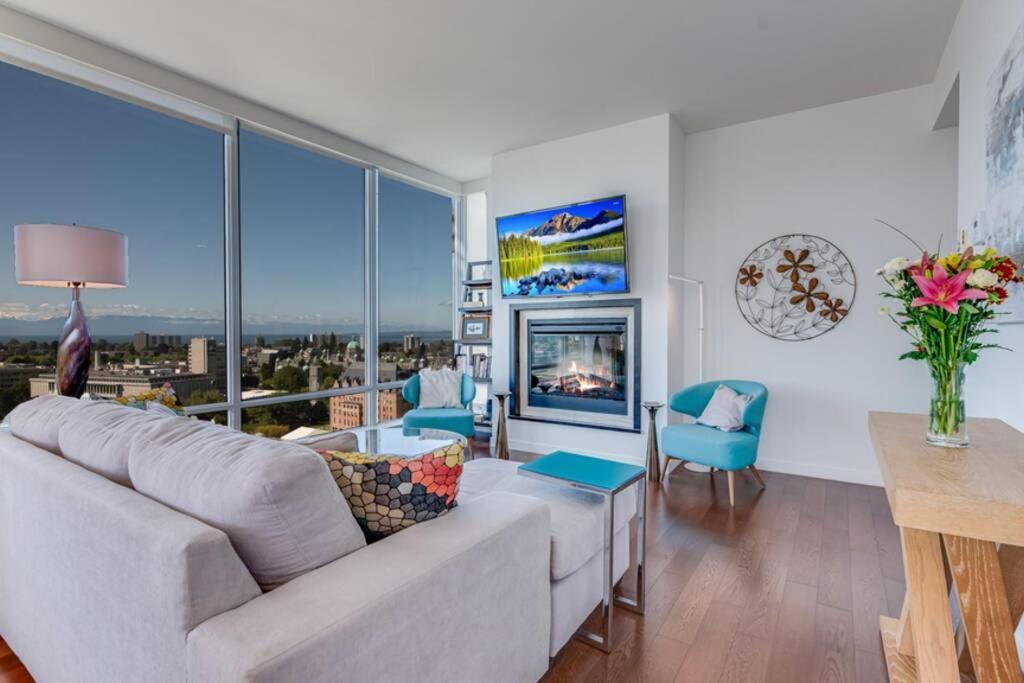 Salish Sights At The Falls- 2 Bed W/stunning Views Apartamento Victoria